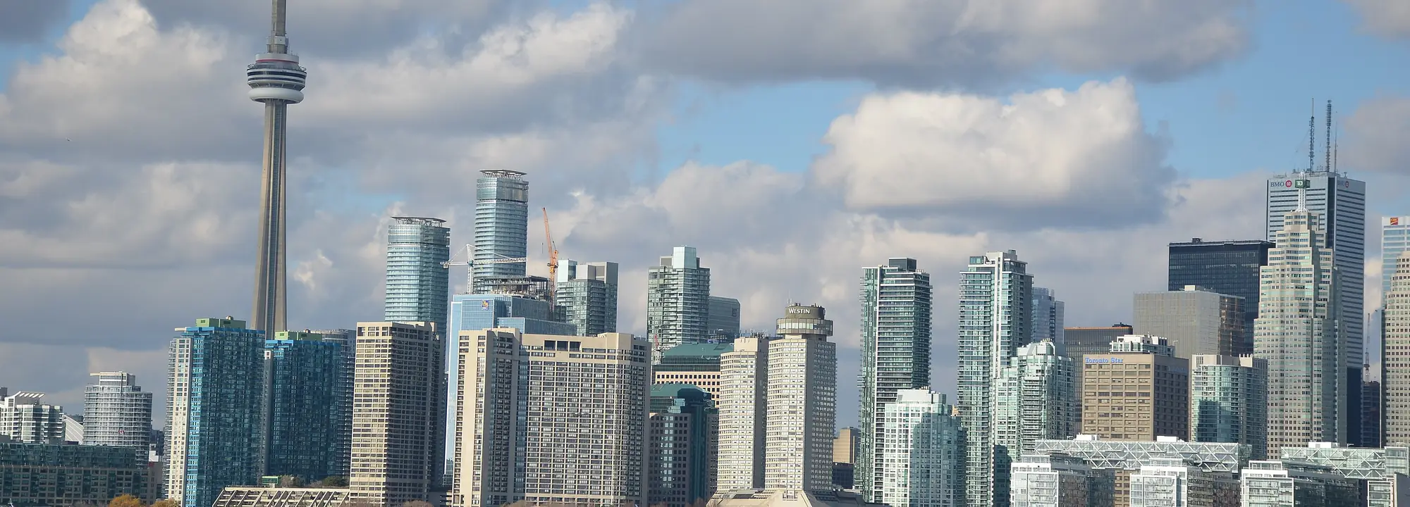 The downtown Toronto skyline with the CN Tower seen across the lake